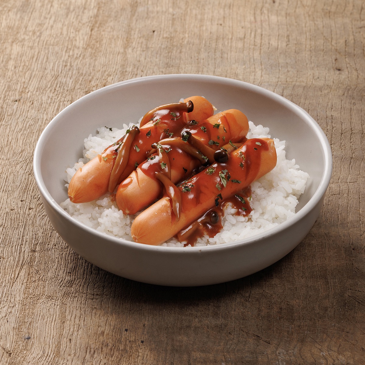 ข้าวซอสเห็ดไส้กรอก / Chicken Sausage Shimeji Sauce Rice